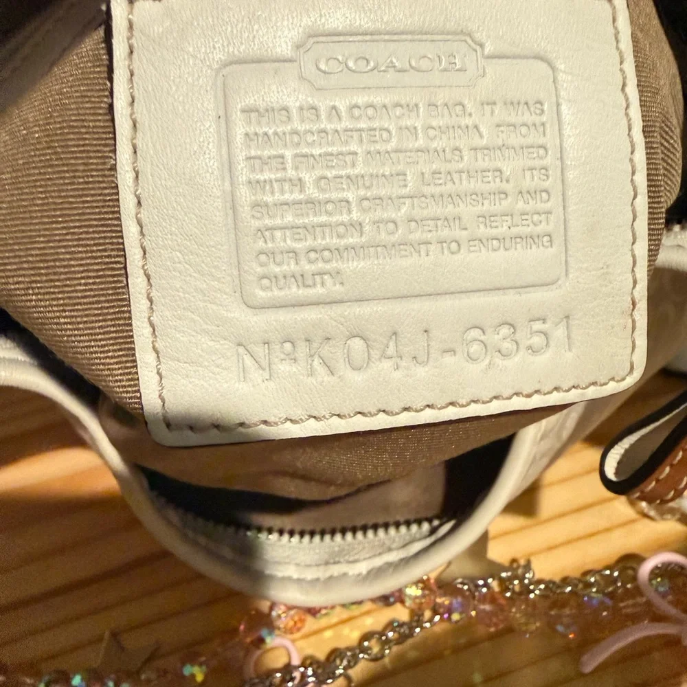 Vintage Coach Signature Jacquard Demi Bag White and brown small Hobo Purse - Picture 5 of 7